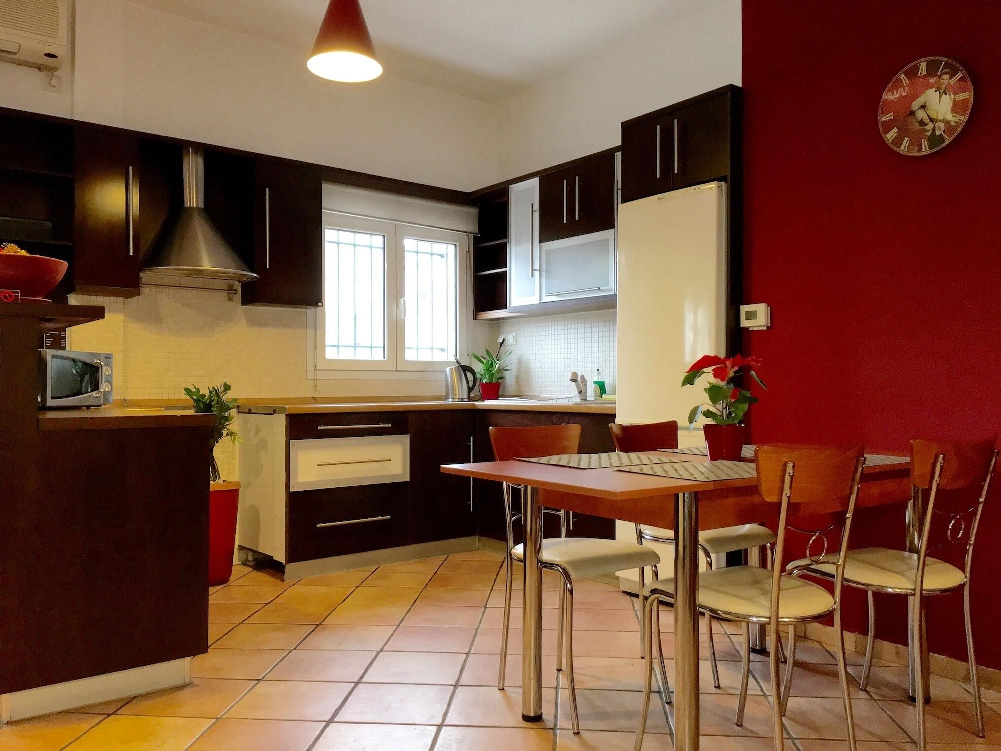 Mc Queen Rooms & Apartments Athena Bagian luar foto