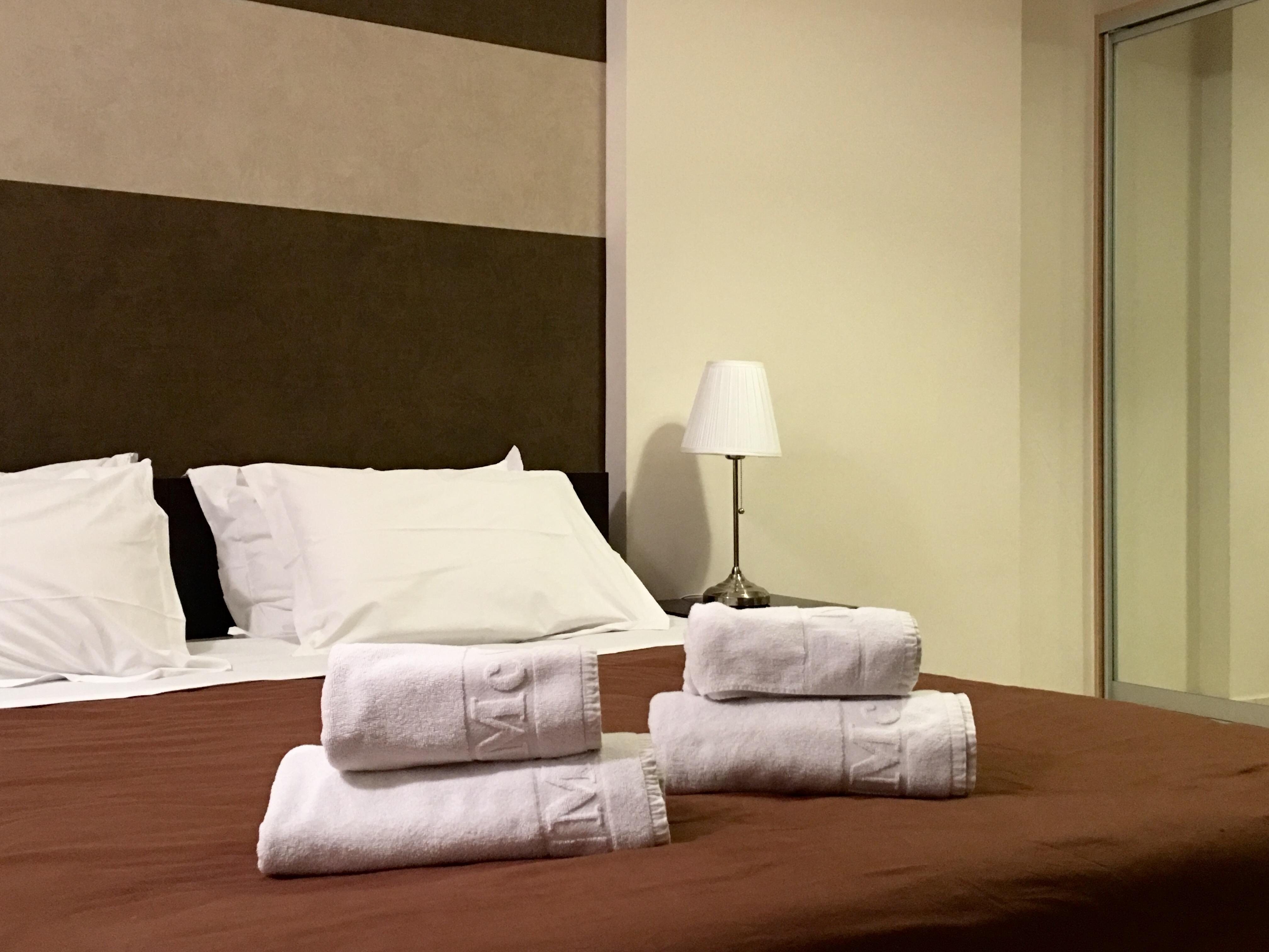 Mc Queen Rooms & Apartments Athena Bagian luar foto