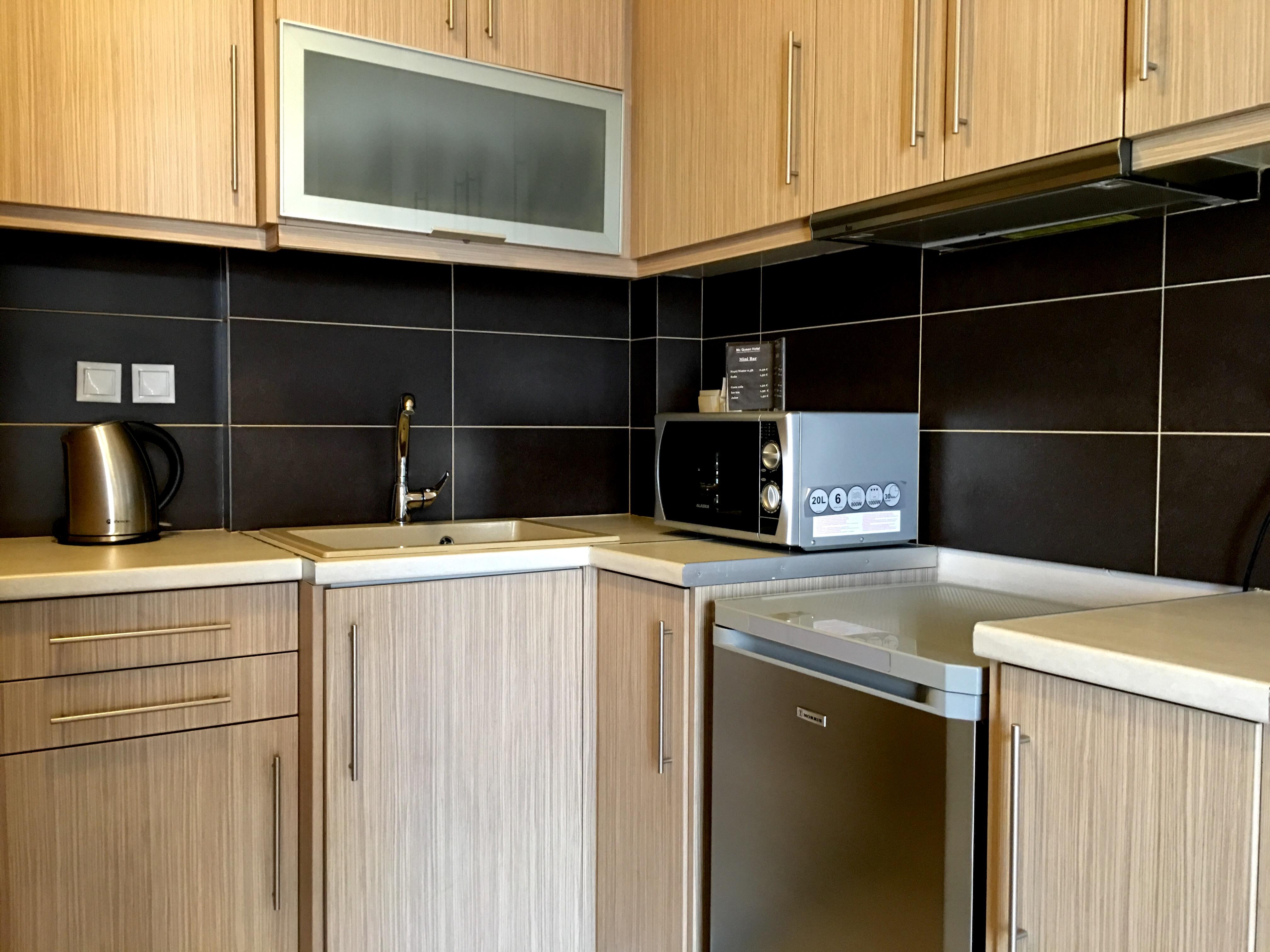 Mc Queen Rooms & Apartments Athena Bagian luar foto