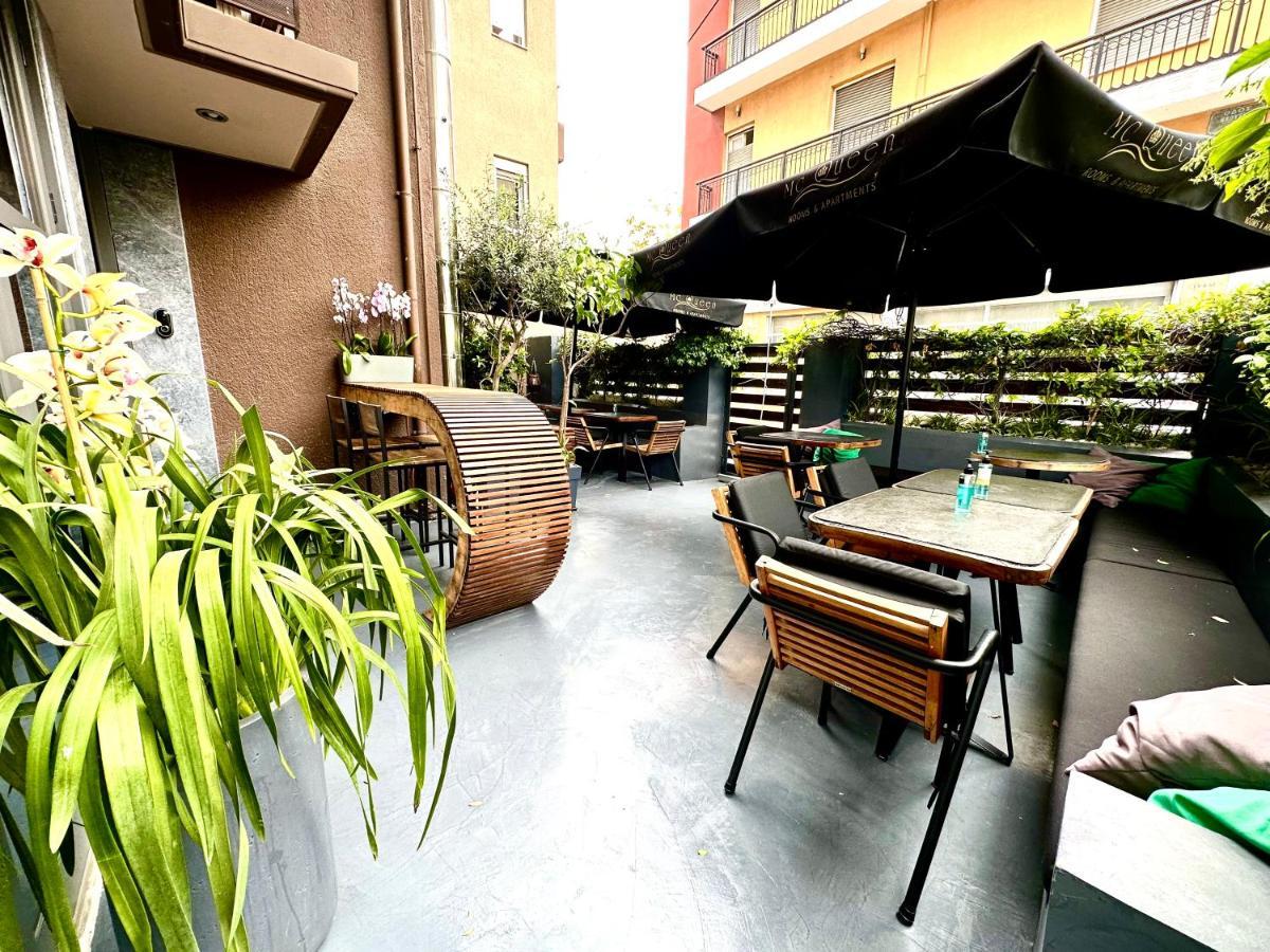 Mc Queen Rooms & Apartments Athena Bagian luar foto