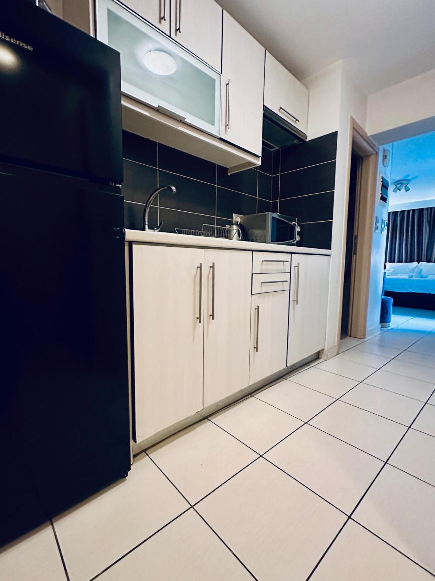 Mc Queen Rooms & Apartments Athena Bagian luar foto