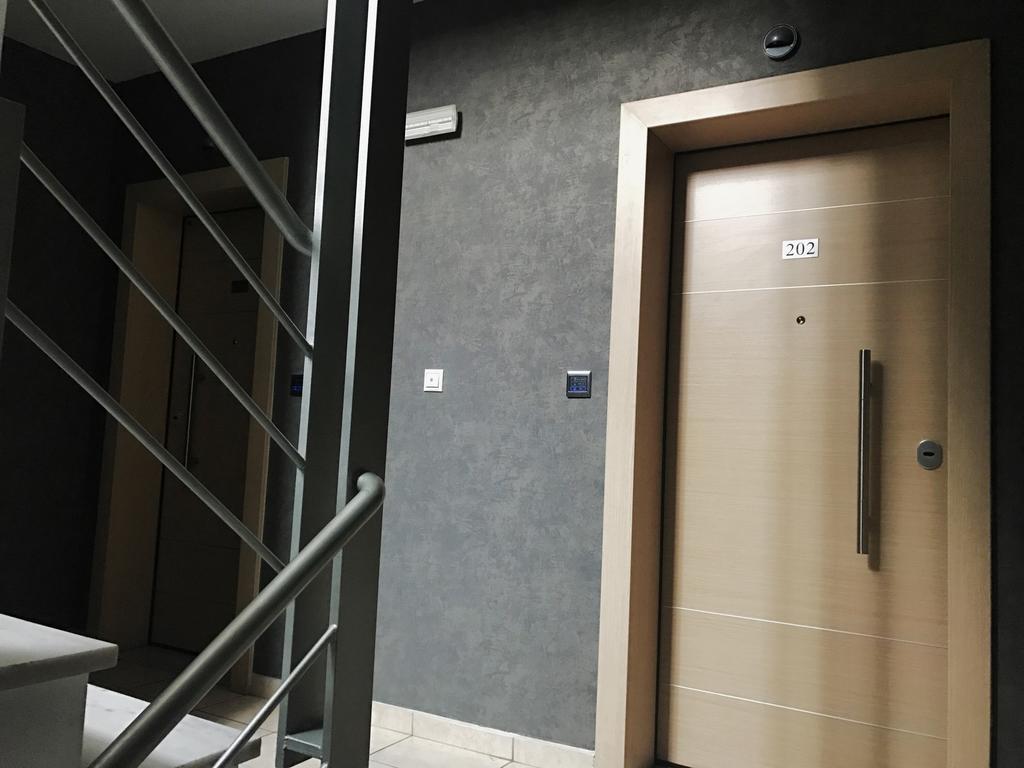 Mc Queen Rooms & Apartments Athena Bagian luar foto